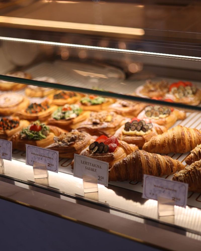 Vetrina della pasticceria